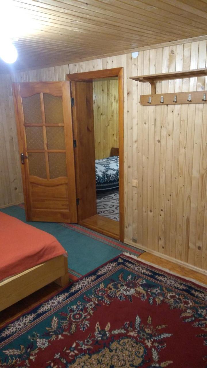 Базилік Люкс Lägenhet Jaremtje Exteriör bild