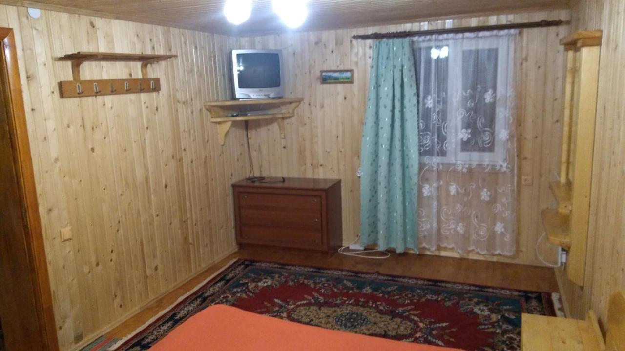 Базилік Люкс Lägenhet Jaremtje Exteriör bild